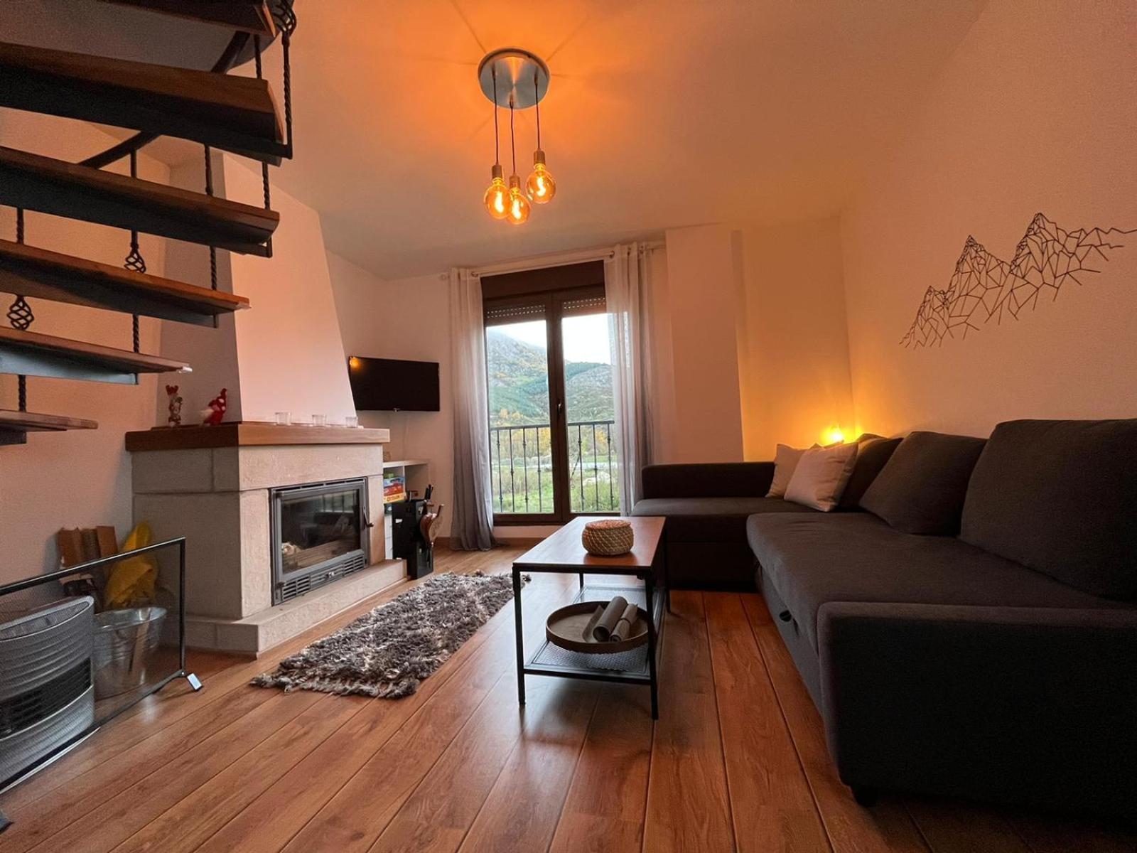 Duplex El Refugio De Porma Apartment Пуебла де Лило Екстериор снимка